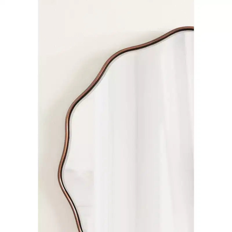 Specchio da parete smerlato rotondo color bronzo, 66 cm, 1 persona