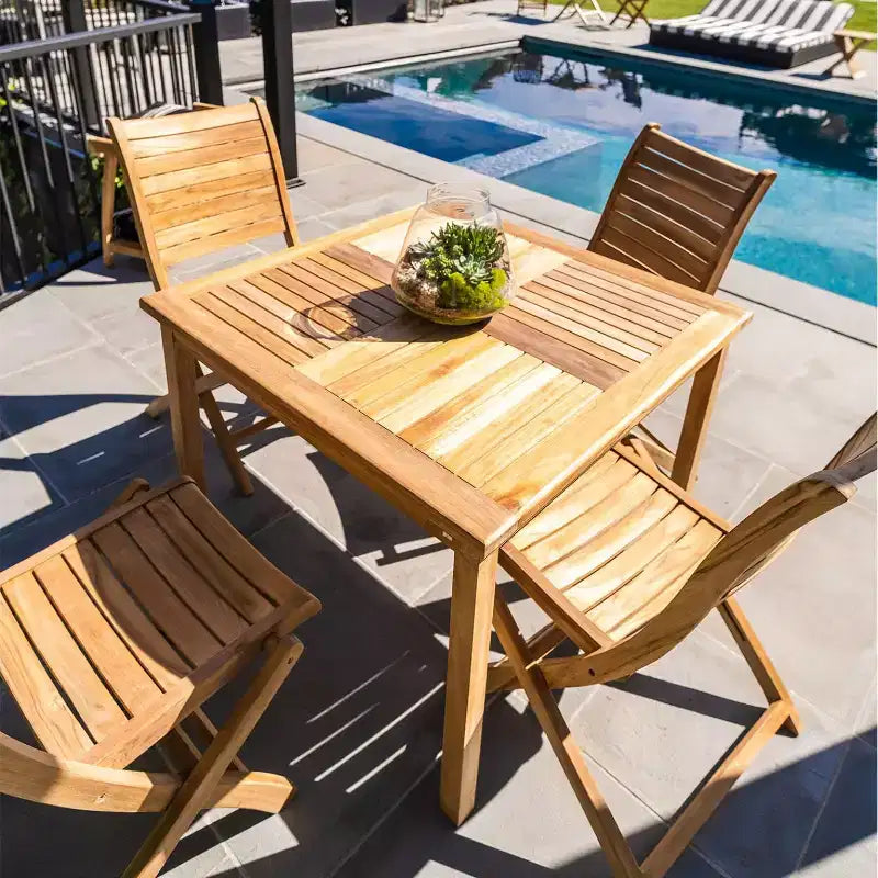 Tavolo da pranzo quadrato beige in teak per esterni per 4 persone