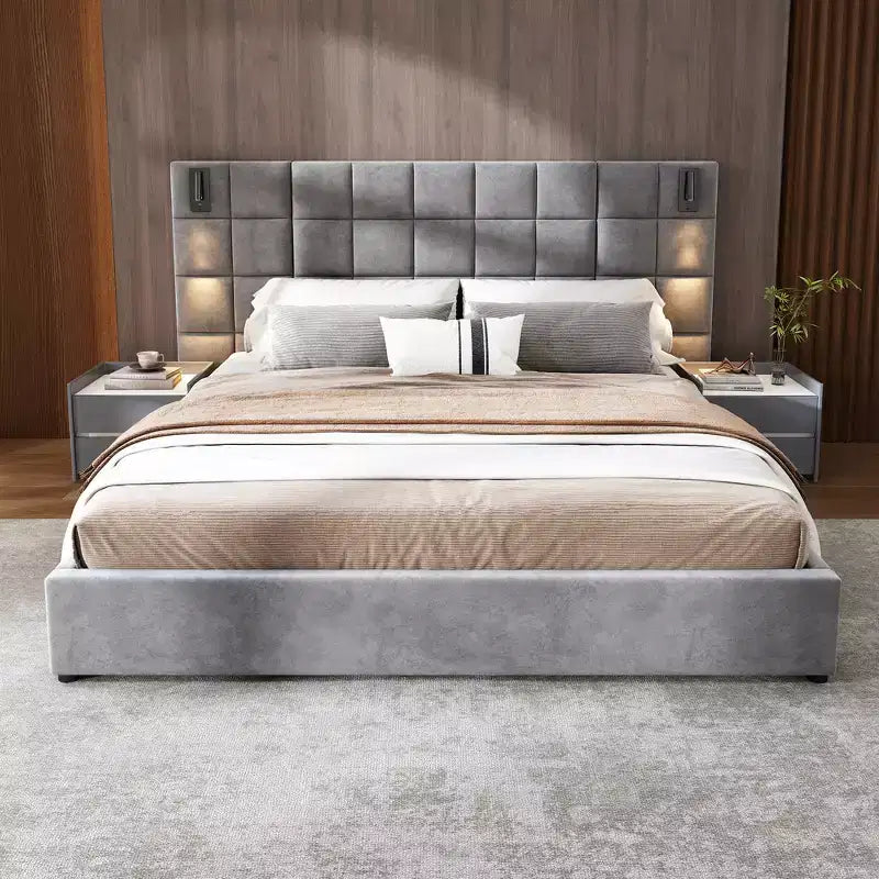 Telaio letto a piattaforma imbottito in velluto grigio con luce da lettura a LED e porta USB, King/Queen, 1-2 persone