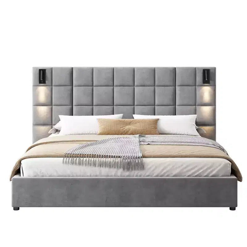 Telaio letto a piattaforma imbottito in velluto grigio con luce da lettura a LED e porta USB, King/Queen, 1-2 persone