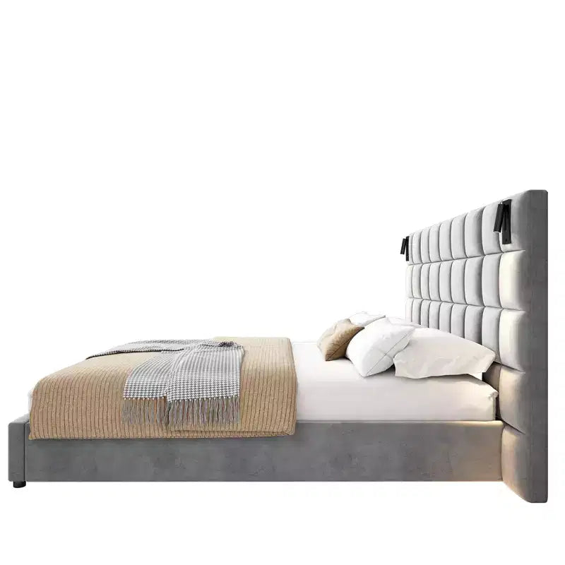 Telaio letto a piattaforma imbottito in velluto grigio con luce da lettura a LED e porta USB, King/Queen, 1-2 persone